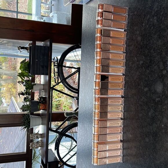 Urban Decay Stay Naked Weightless Liquid Foundation in 18 shades pick yours 🌈 - Picture 3 of 8